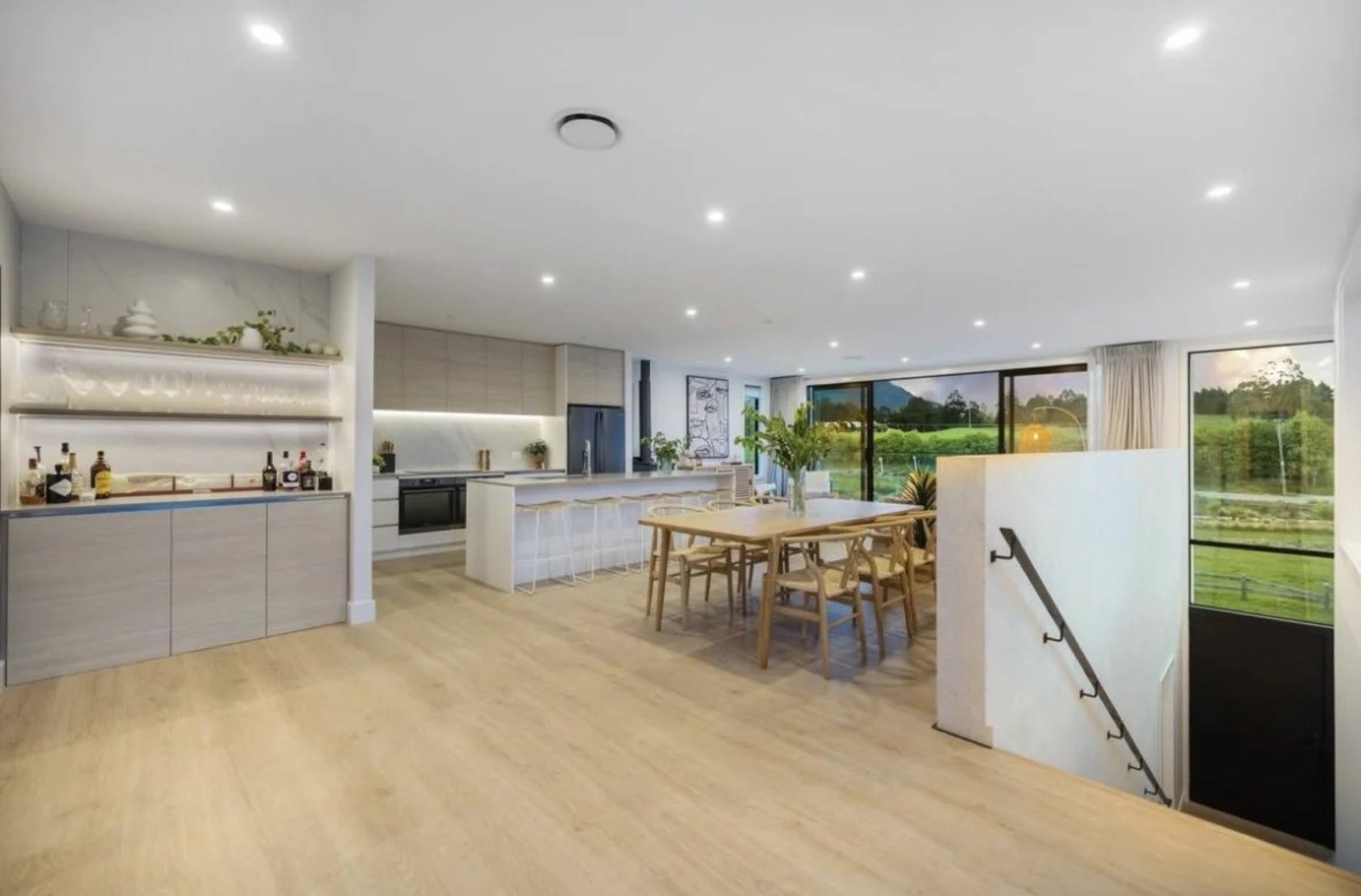 Woods Residences — image 2